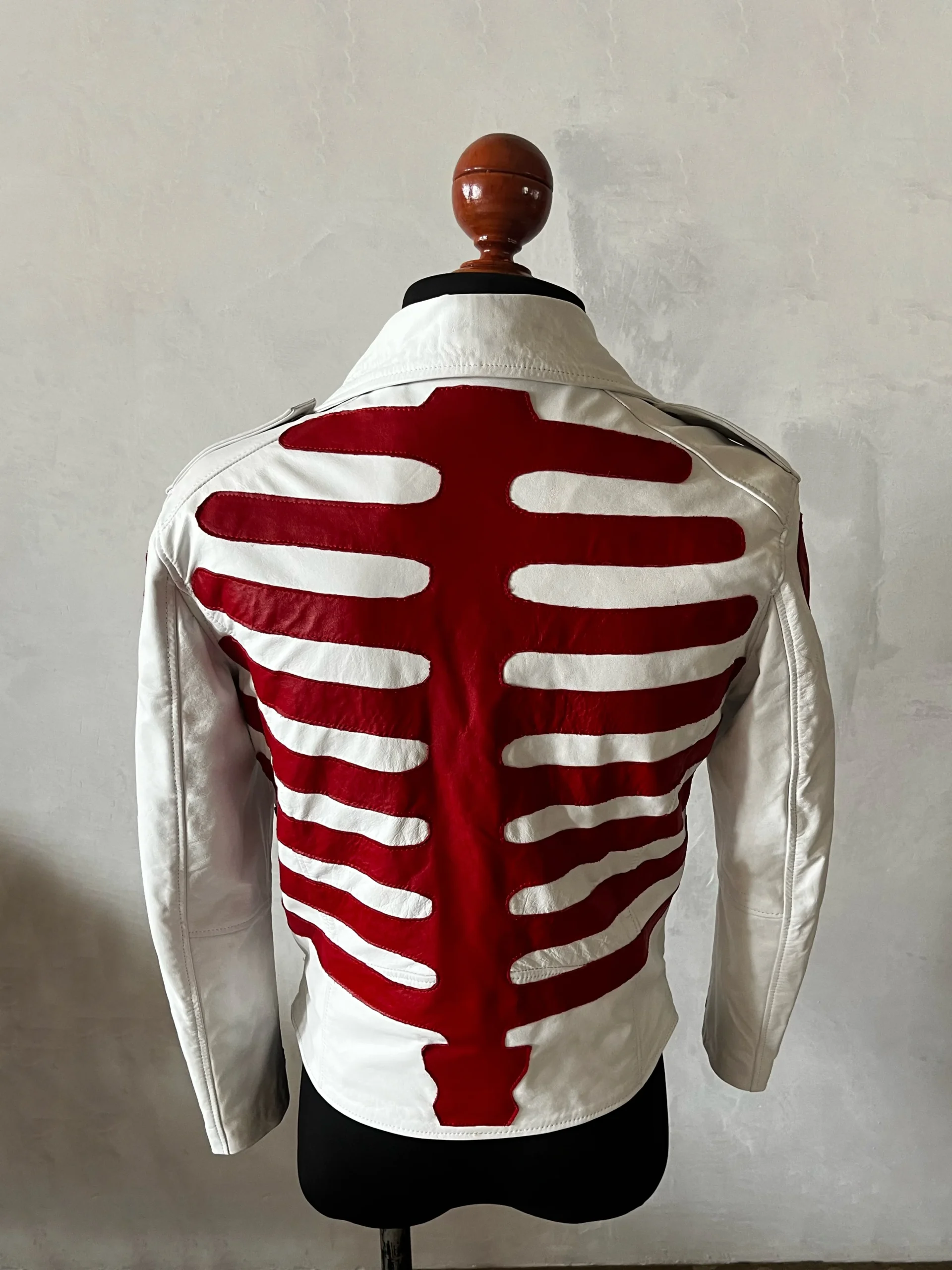 Biker no.1 Axl bones white & red - Imagen 3
