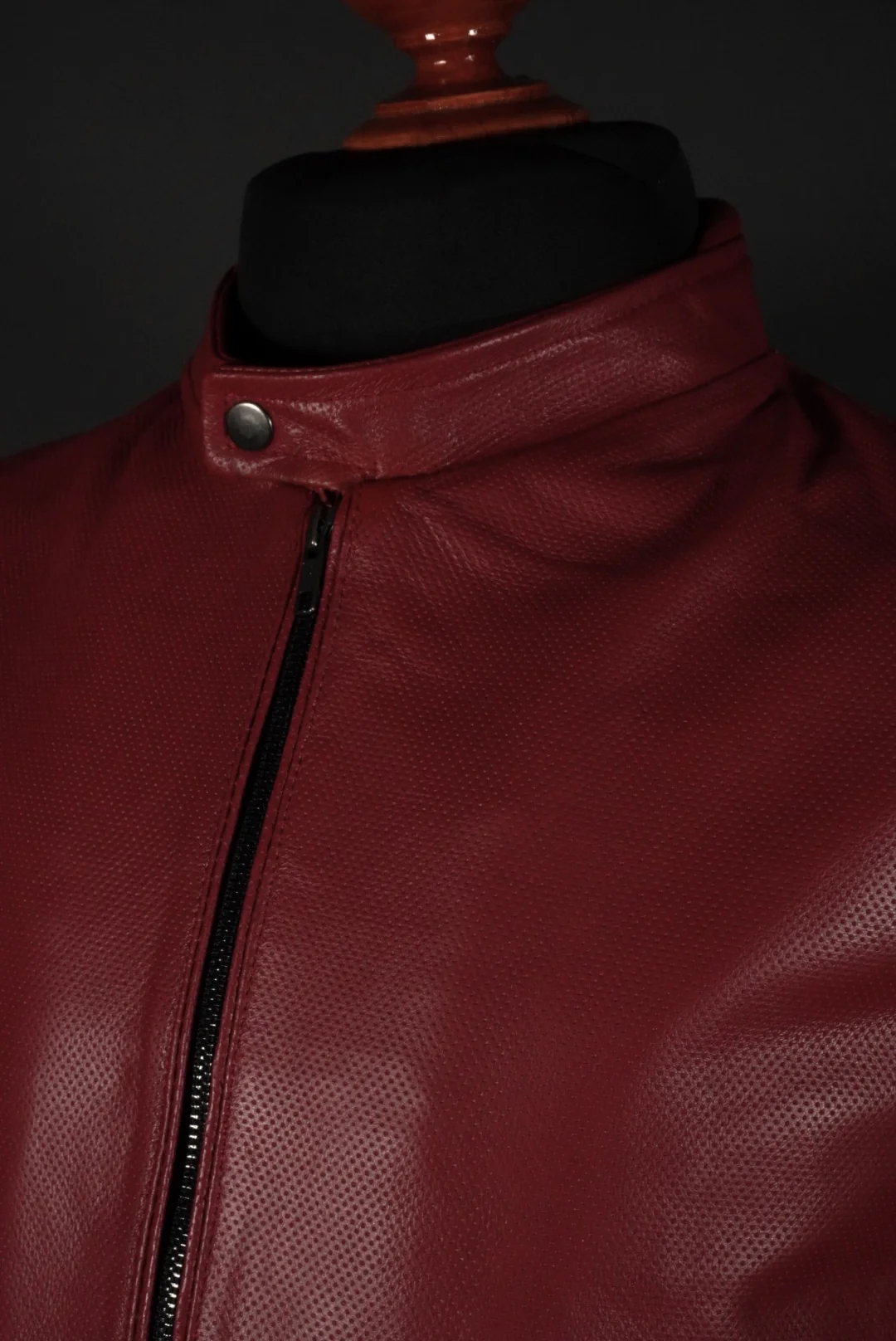 Berge rojo perforado - Imagen 4