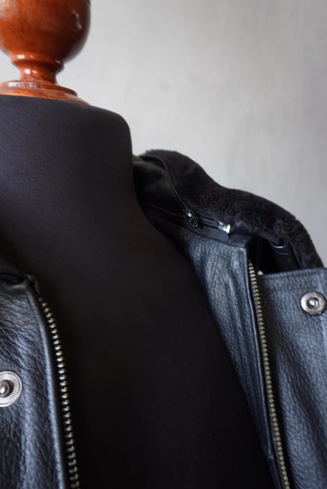 Pacific Rim darkest black - Imagen 8