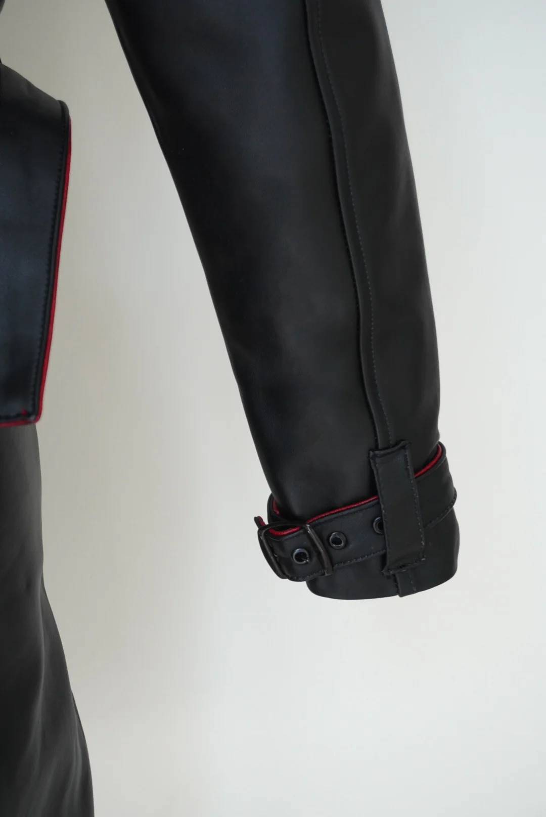 Iory cazadora red - Imagen 6