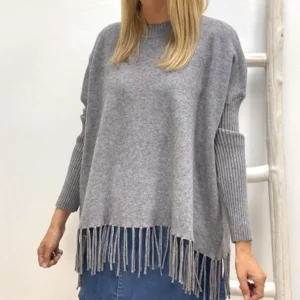Sueter flecos gris