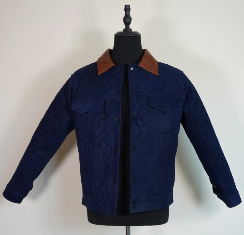 Truker capitonado azul marino