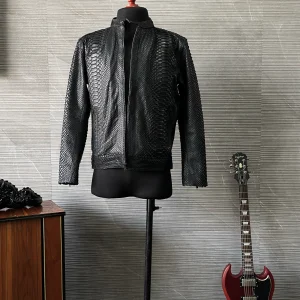 BERGE snake authentic black